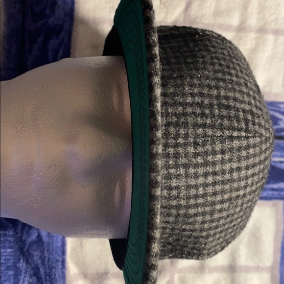 Original Chuck snap back hat black and gray - Picture 2 of 6